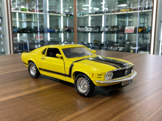 1/18 Diecast Ford BOSS Mustang 1970 Yellow Ertl Collectibles Model Car