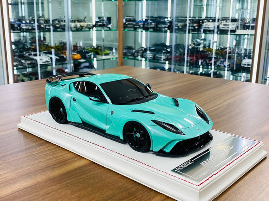 Davis & Giovanni Ferrari 812 N-Largo – 1/18 Resin Model, Mint Metallic Green, Limited to 7 Units