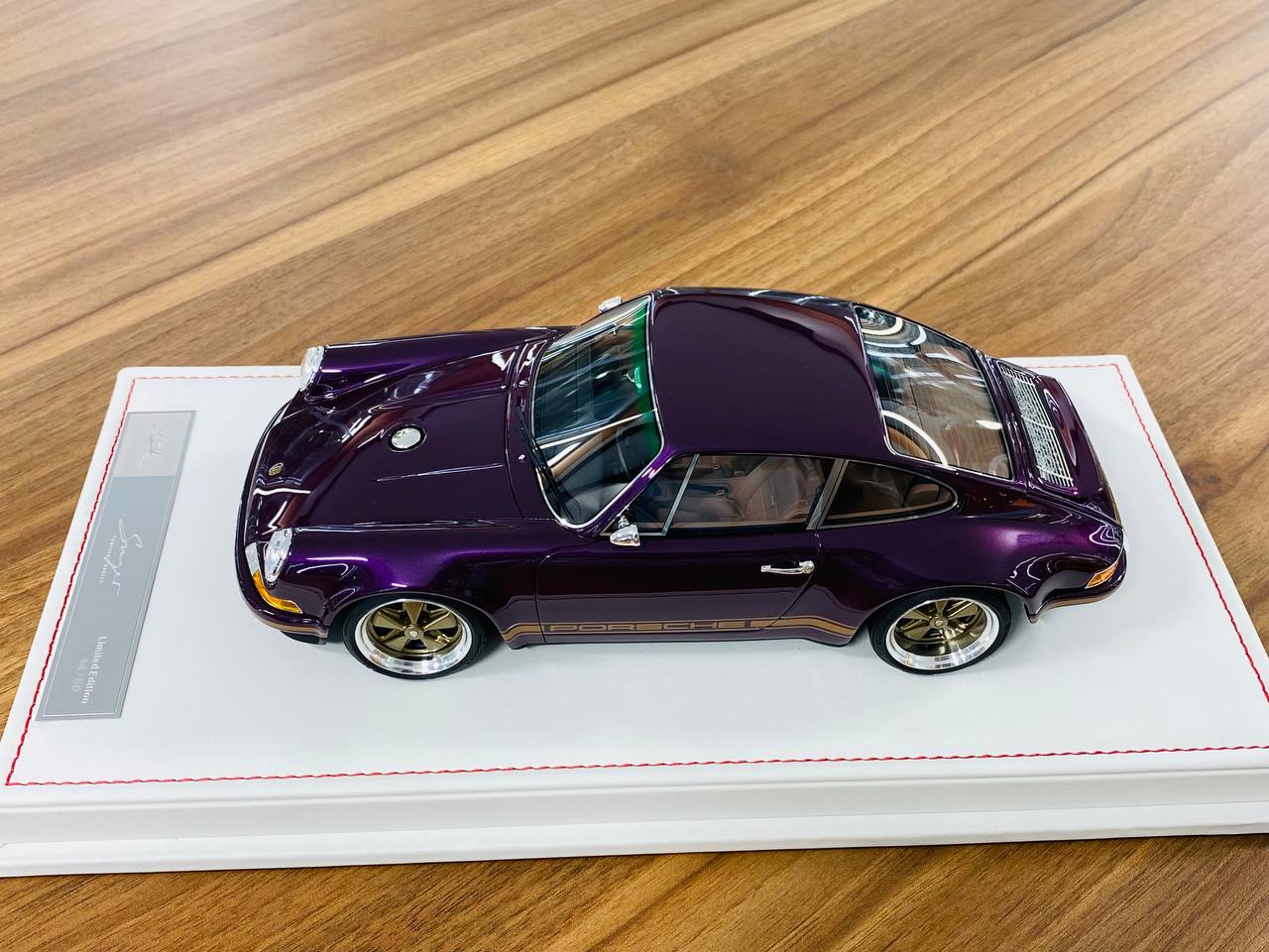 Ivy Model Porsche 911 Singer – 1/18 Resin Model, Carmona Red/Purple, Limited 14/55