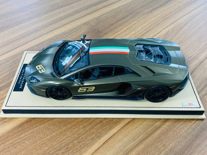 1/18 Resin Lamborghini Aventador Navy Green by MR Collection