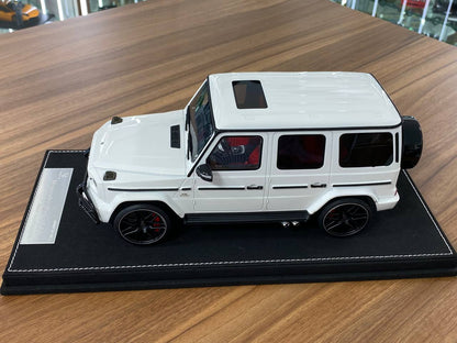 1/18 Resin Model - Mercedes-Benz AMG G63 with Removable Grill (White/Red Interior)