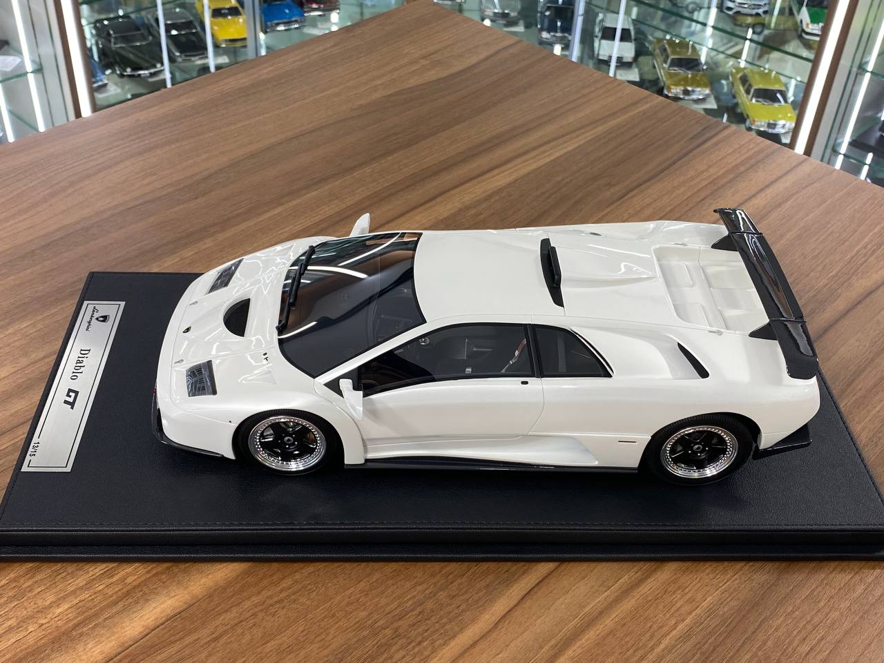1/12 Resin Model - Lamborghini Diablo GT White by GL Models