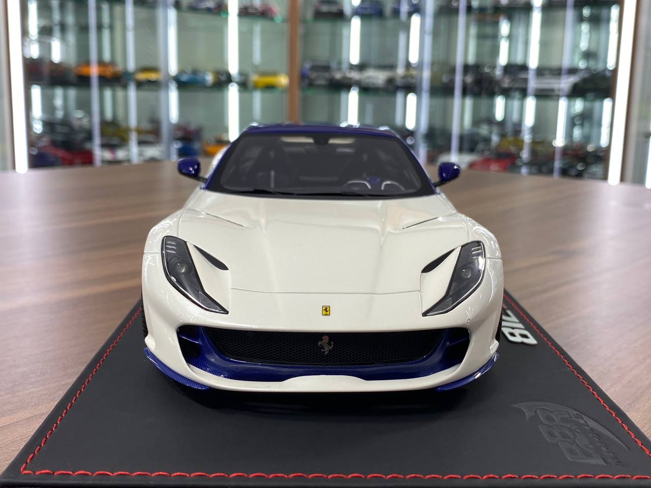 1:18 Resin Model - Ferrari 812 Superfast white by BBR Models