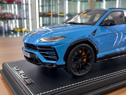 1:18 Resin Model – MR Collection Lamborghini Urus Gulf Blue / Italy Flag (1 of 1)