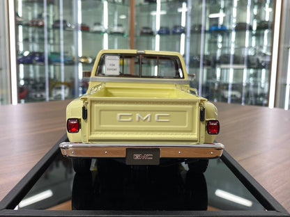 1:18 Resin Model - Old School Models GMC Sierra Classic 3500 (1986) - Desert Yellow - Limited 60 pcs