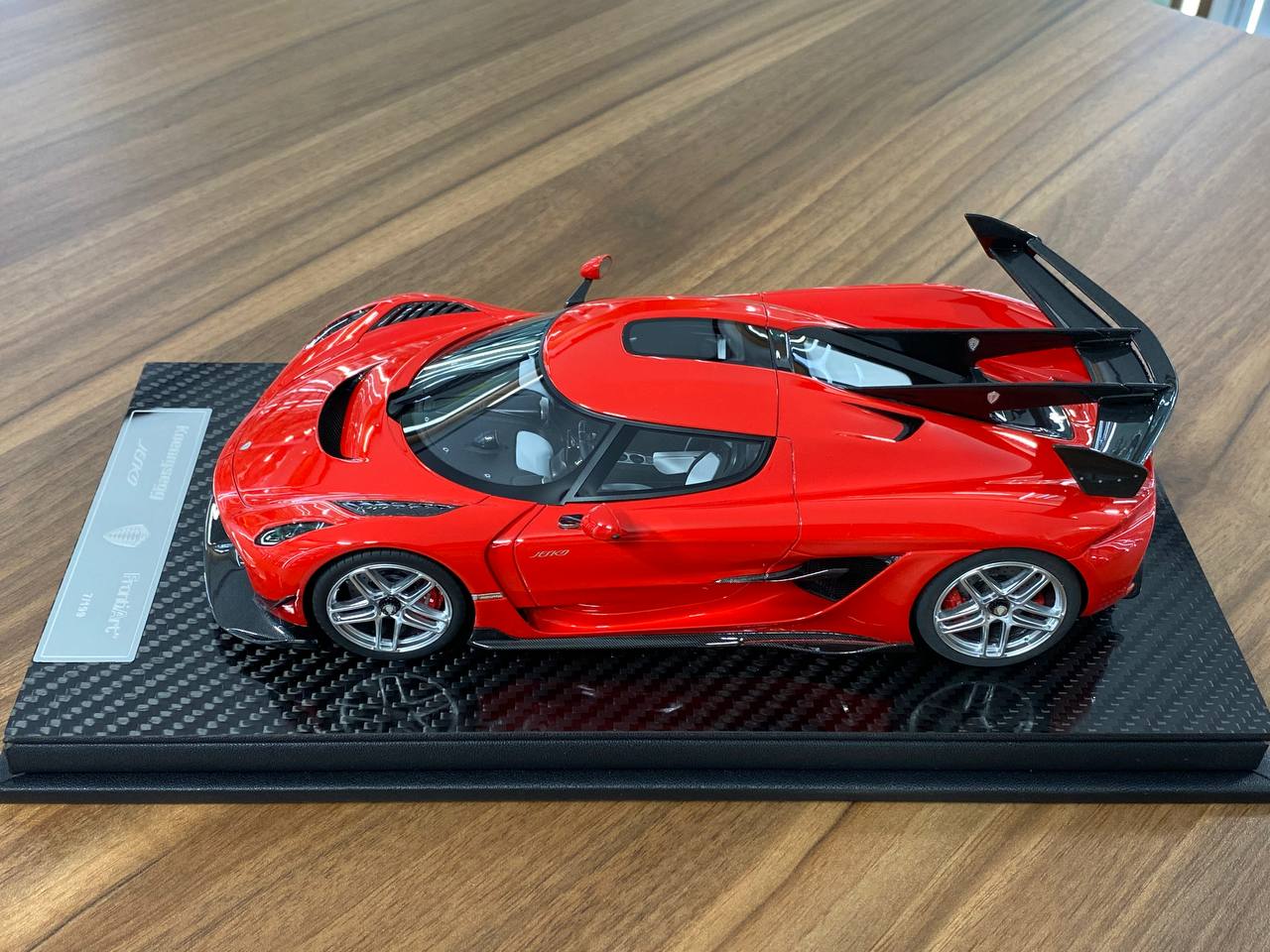 1:18 Resin Model – FrontiArt Koenigsegg Jesko Chill Red (Limited 199 pcs)
