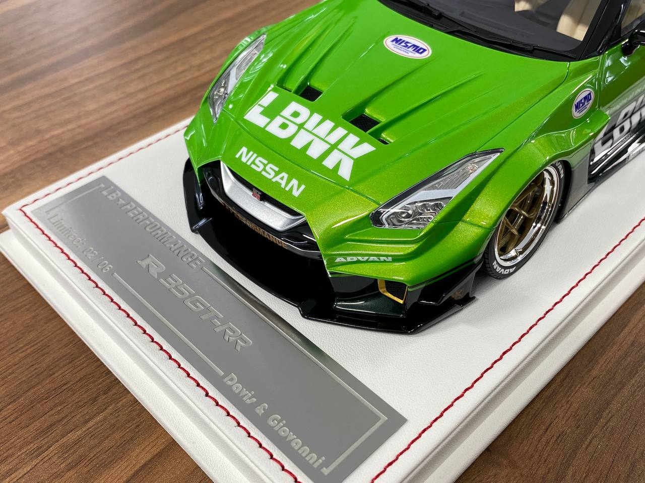 1/18 Resin  – Davis & Giovanni Nissan R35 GT-RR LBWK Metallic pearl green / dark green with decals Limited- 6 pcs
