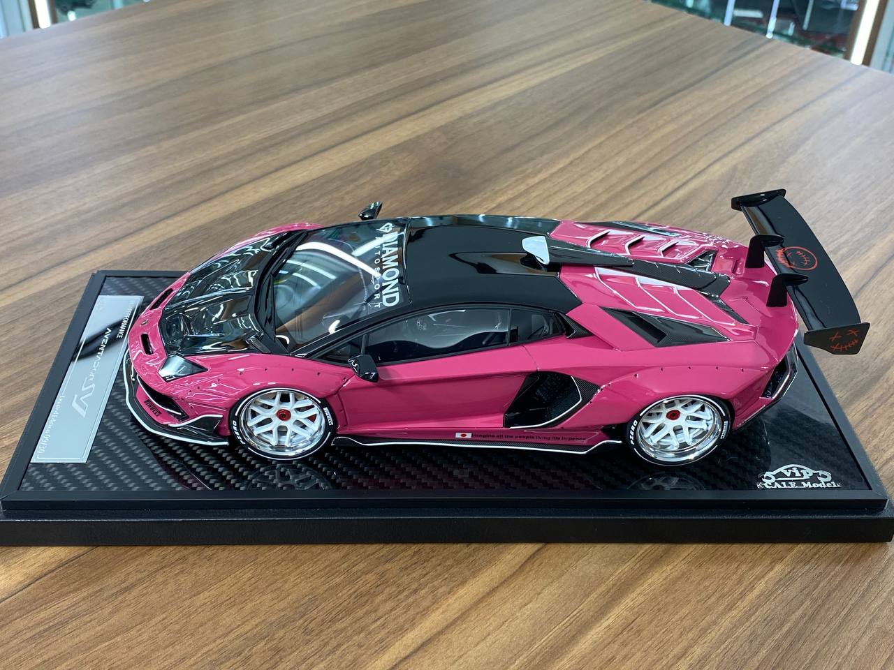 1/18 Resin – VIP Models Lamborghini Aventador SVJ Pink Decal  Limited Edition: 30 pcs
