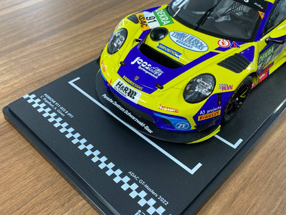 1/18  Diecast  ixo Models PORSCHE 911 GT3 R #91 C. Engelhart, A. Güven Racing yellow/ blue