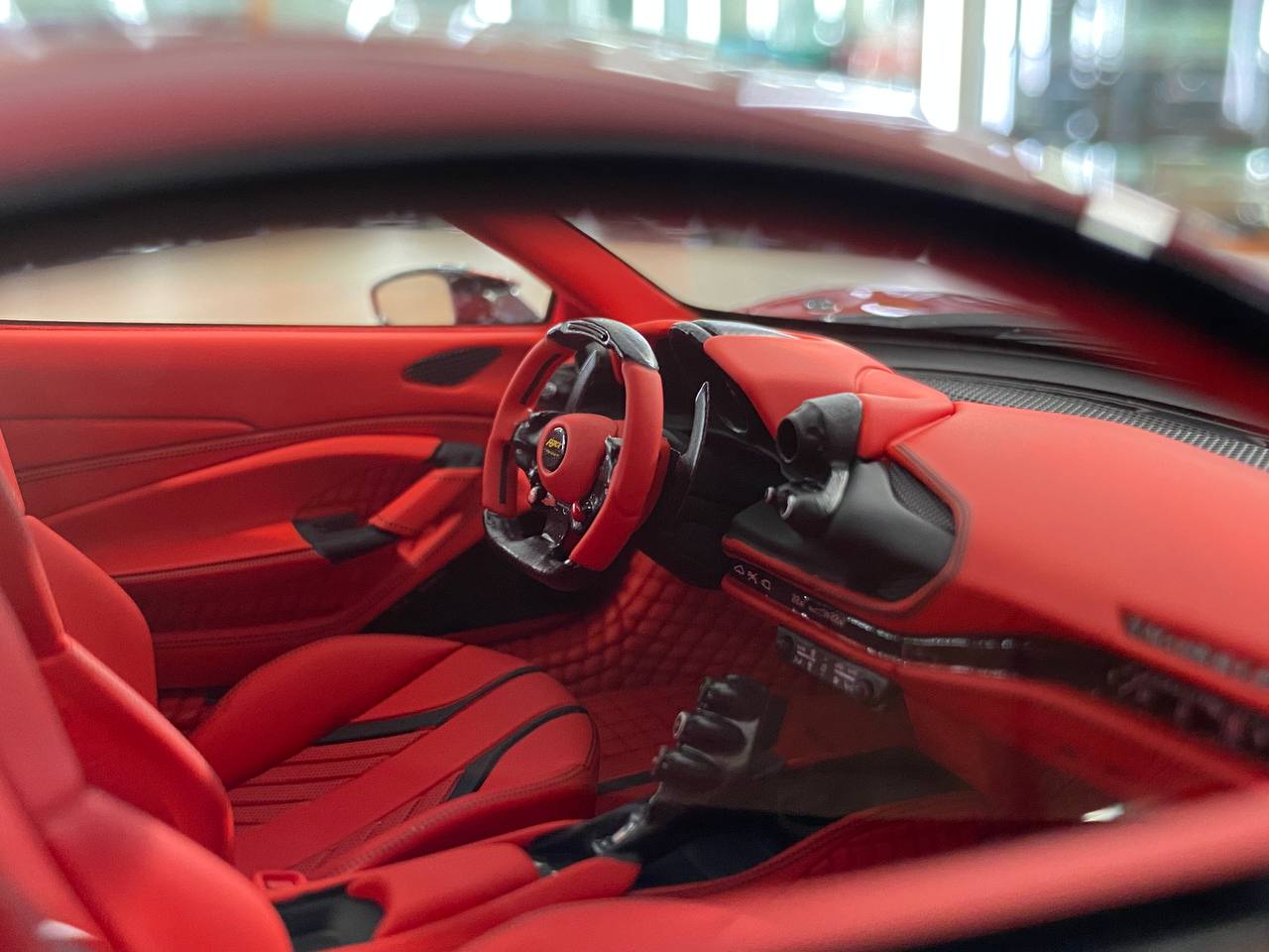 1/18 Resin – MANSORY F8XX | Davis & Giovanni |Chrome Red with Black Livery|Limited 15 pcs.