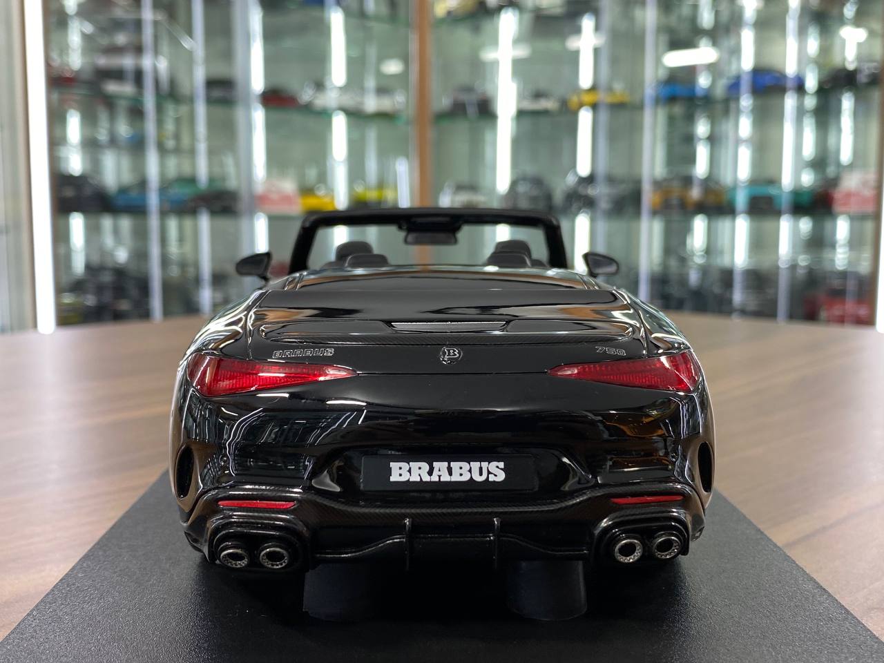 1/18 Resin Model – BRABUS 750 BODO BUSCHMAN EDITION | GT Spirit | Black