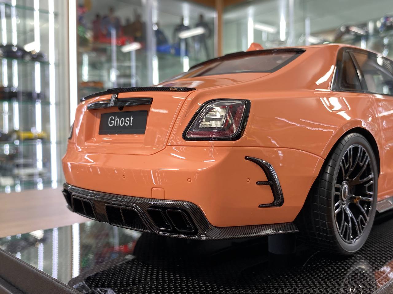 1/12 Resin Model – Rolls Royce Ghost | VMB Model | Coral Red | Limited 30 pcs