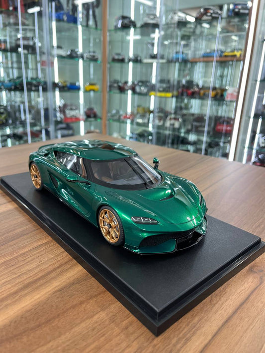 1:18 Koenigsegg Gemera by GT Spirit | Resin | Green | Limited Hypercar Model