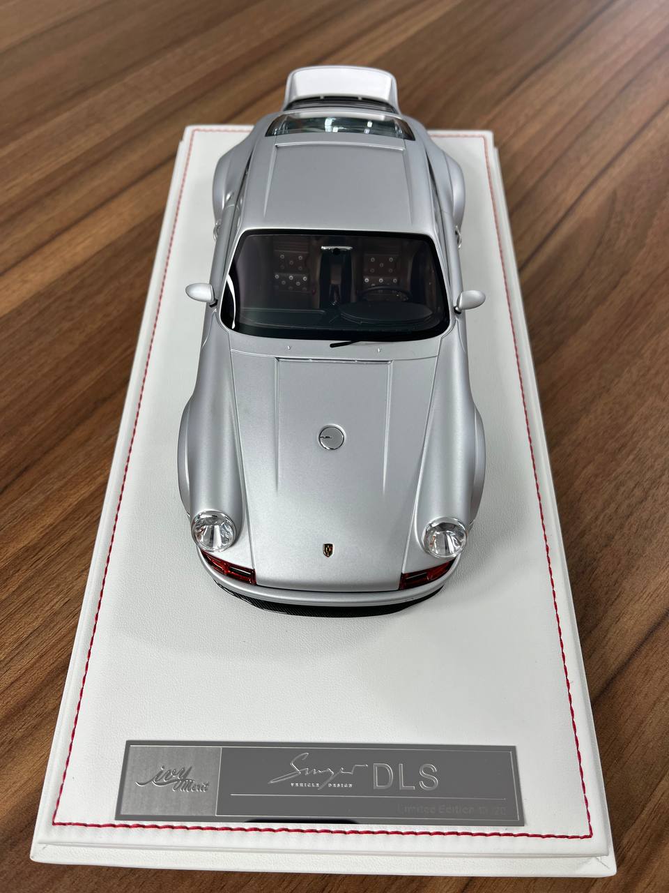 ★ 1/18 Porsche Singer DLS by Ivy Models – Silver/Blue | Limited to 20 Pieces