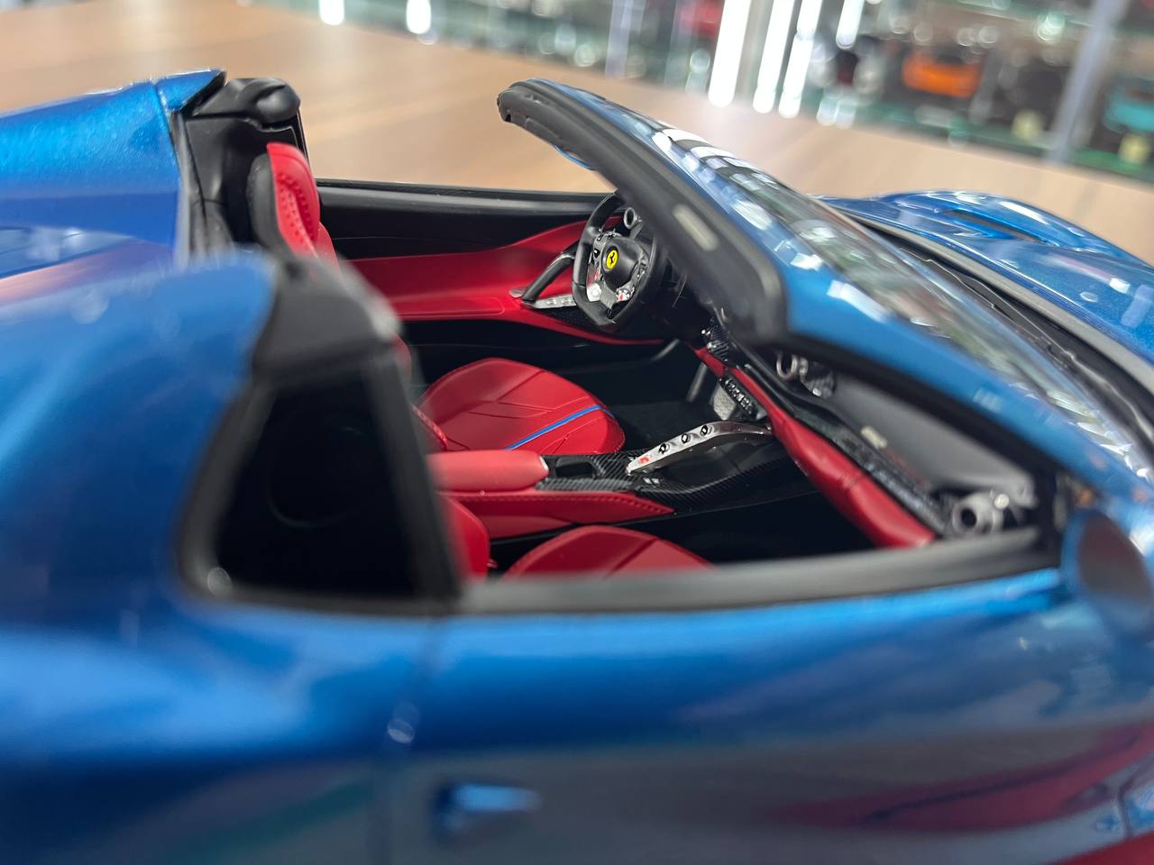 1/18 Ferrari 812 GTS DXB Edition – Blue | MR Collection Resin Model | Limited Edition