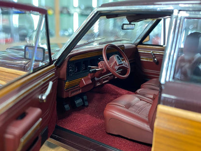 1/18 Diecast Jeep Grand Wagoneer 1991 Black Cherry | DD Model | Full Openings