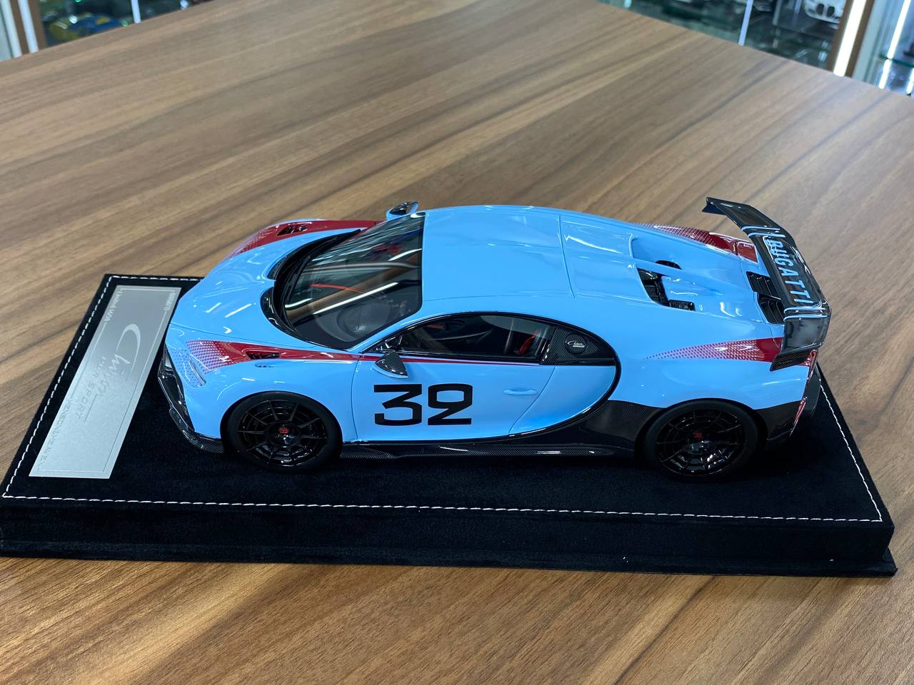 1/18 H&H Bugatti Chiron Pur Sport Grand Prix Blue | Resin Model | Limited 30 pcs