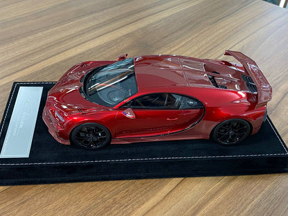 1/18 H&H Bugatti Chiron Pur Sport Pearl Red Carbon Fiber | Resin | Limited 30 pcs