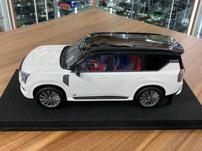 ★[Pre-Order | Delivery Sep 2025] 1/18 Diamand Nissan Patrol Y63  Premium – Grey – Limited Edition 50 pcs