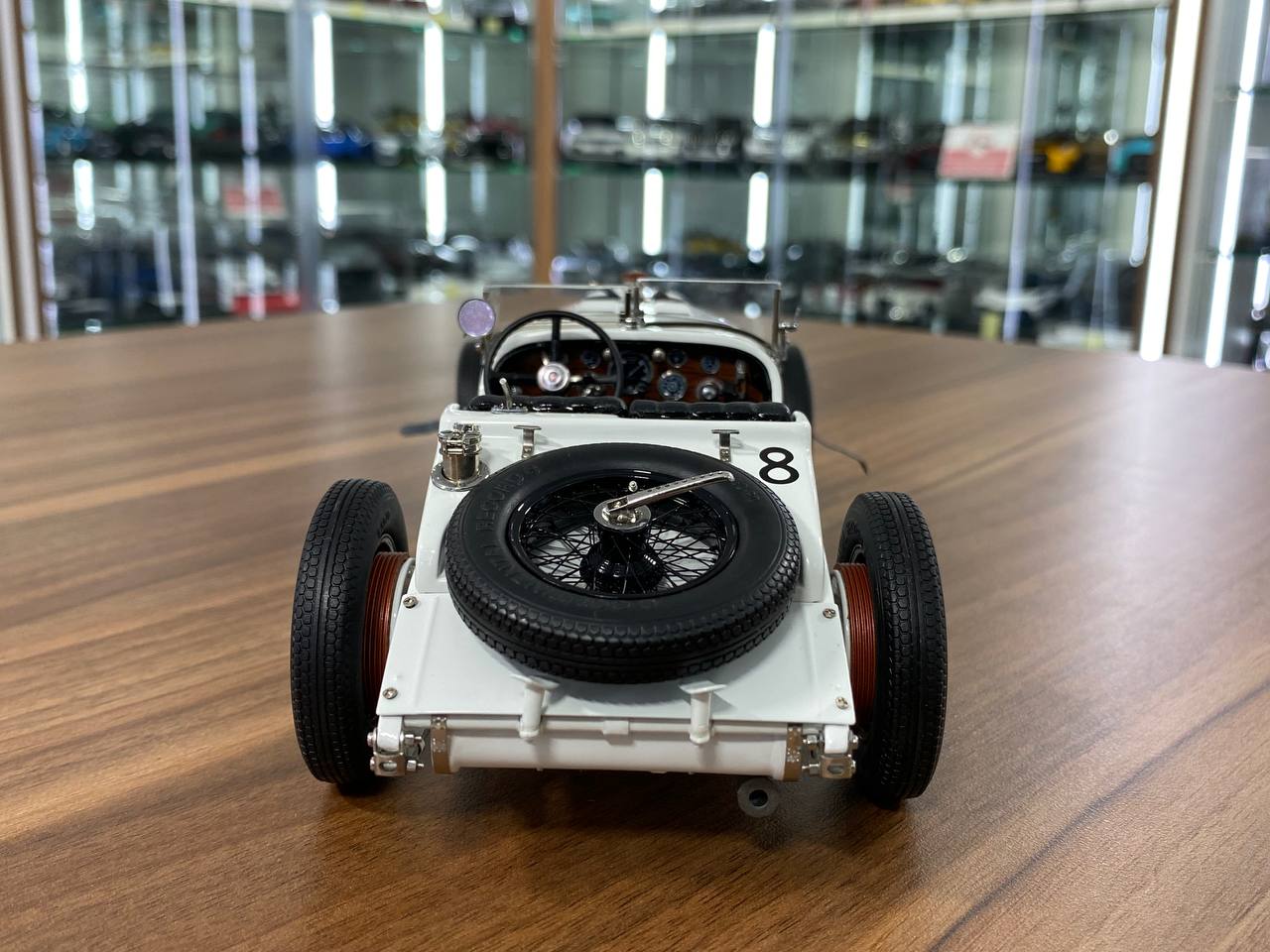 CMC Mercedes-Benz SSKL 1931 Großer Preis von Deutschland [1/18 Diecast White]