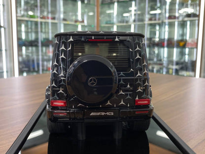 MotorHelix Mercedes-Benz G63 AMG 2019 - 1/18 Resin Model - Silver Black