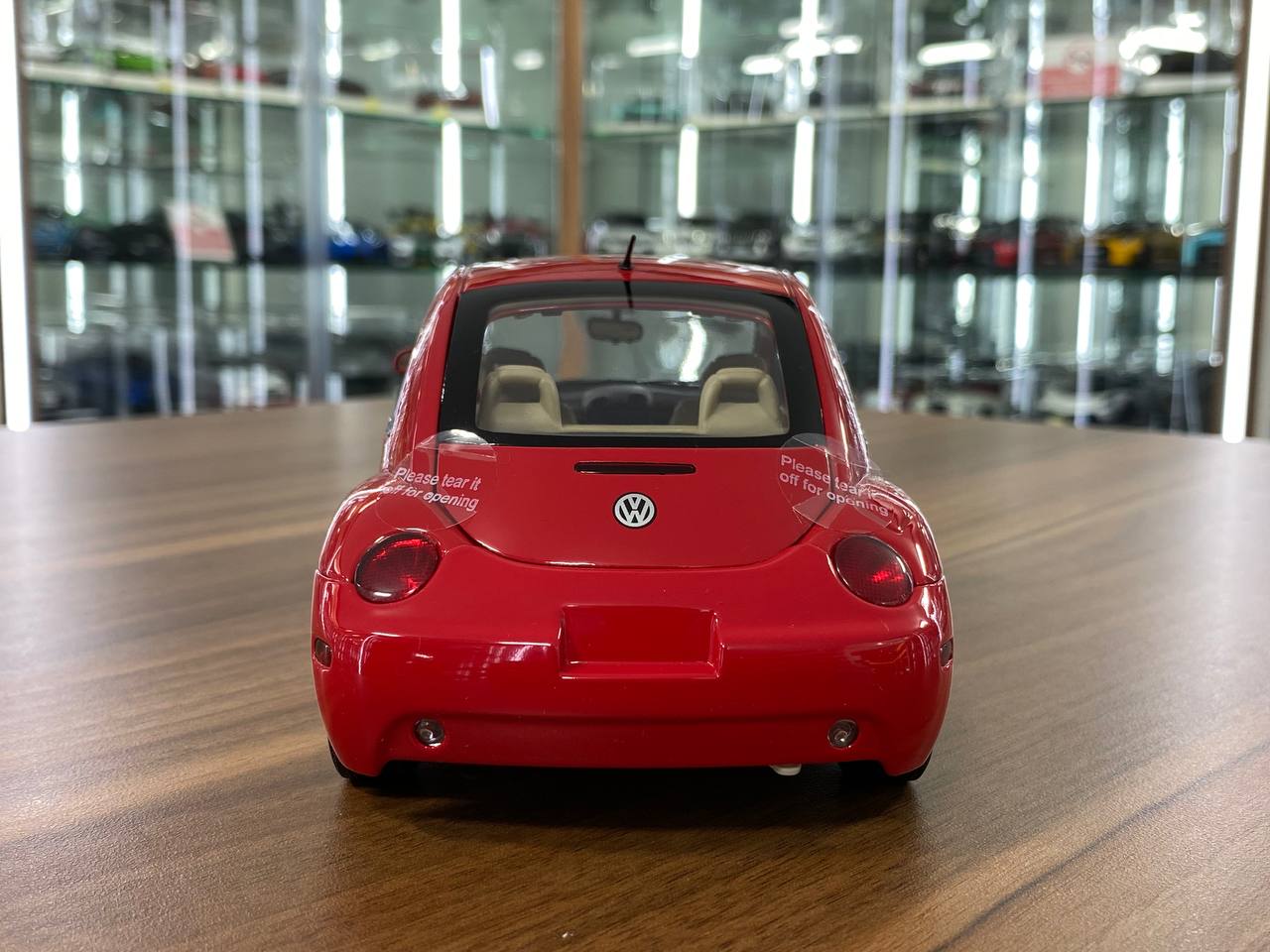 1/18 GATE G Volkswagen BEETLE COUPE RED Model Car