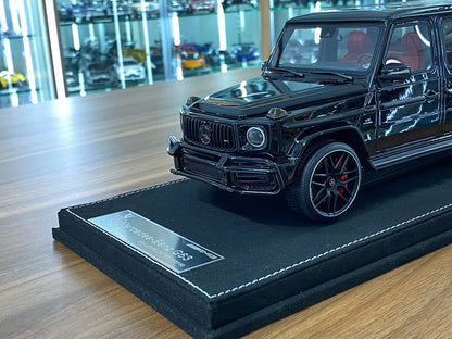 1/18 Resin Model - Mercedes-Benz AMG G63 with Removable Grill (Black/Red Interior)