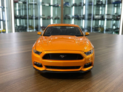 1/18 Diecast Maisto Ford Mustang 2015 Orange