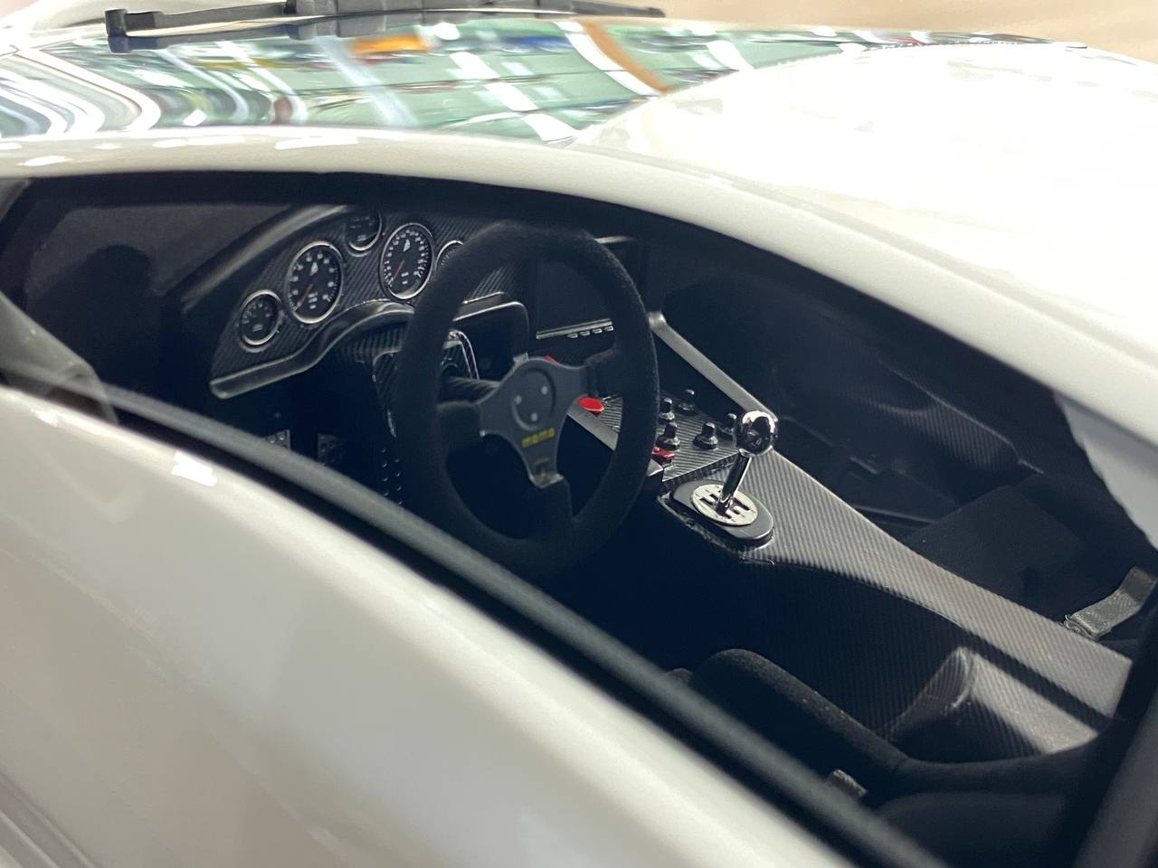 1/12 Resin Model - Lamborghini Diablo GT White by GL Models