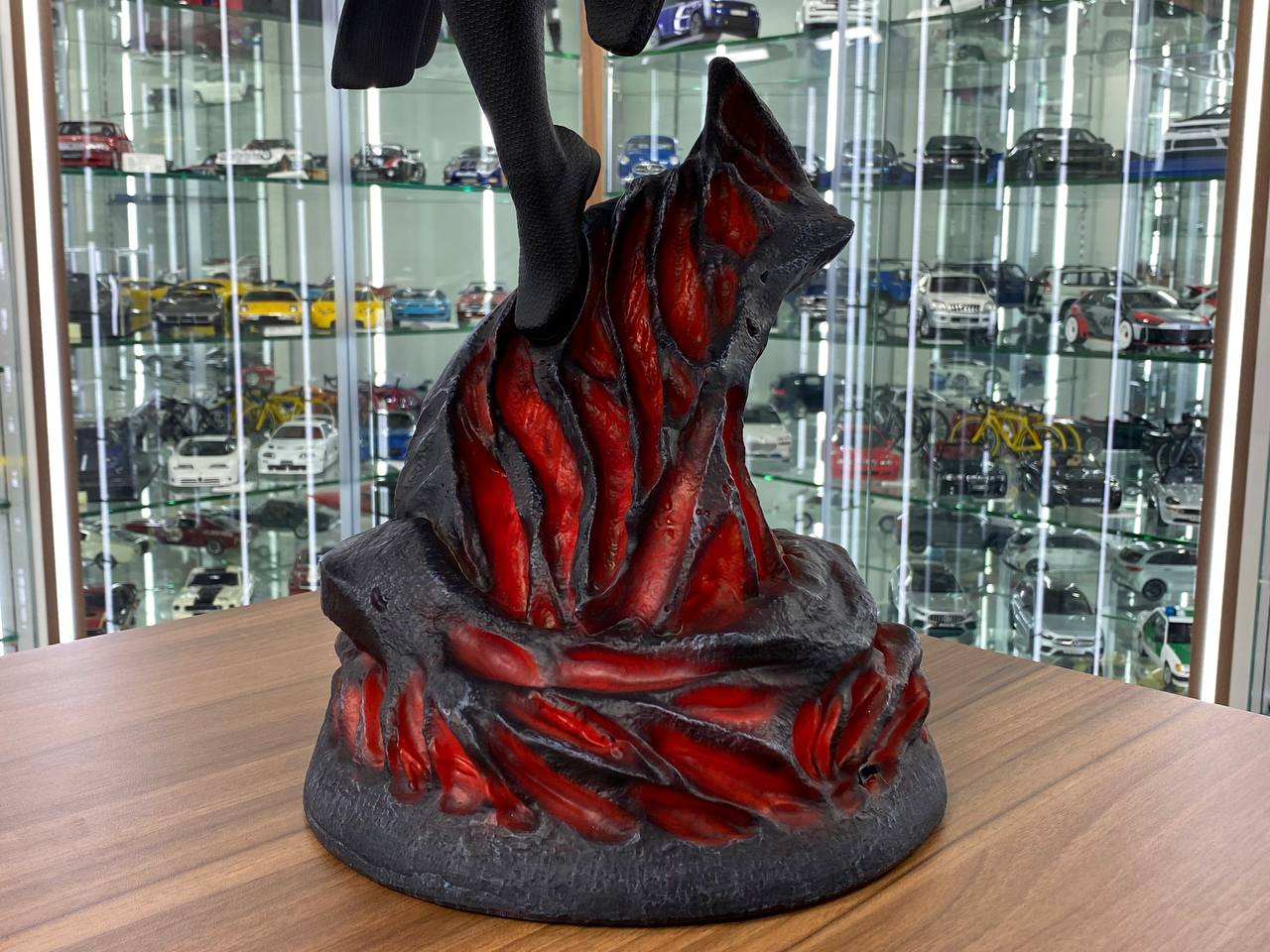 SUPERMAN  Black Suit “Justice League” Figure