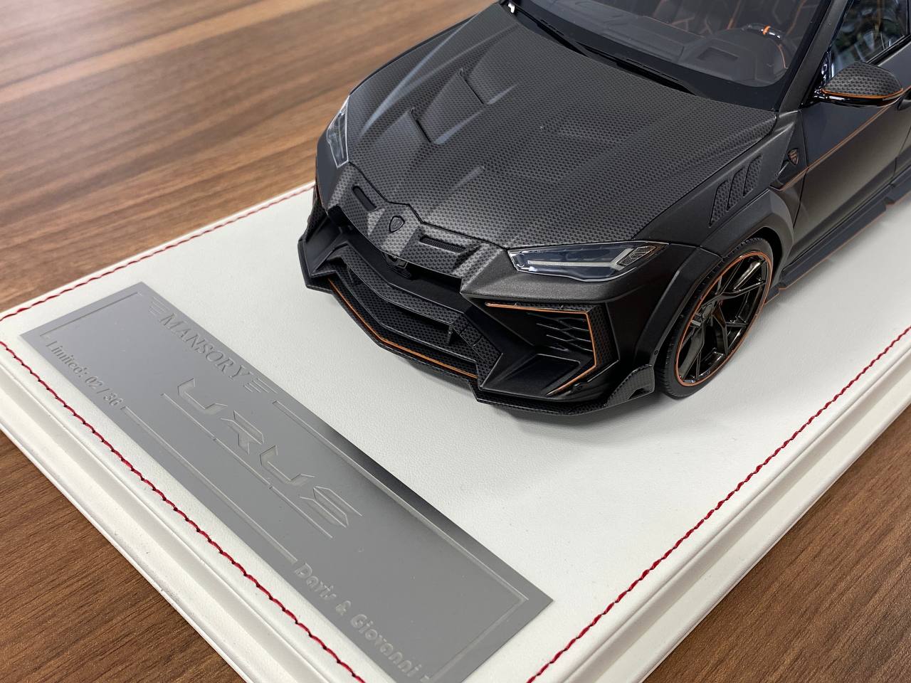 1:18 Resin Model - Davis & Giovanni Lamborghini URUS Mansory