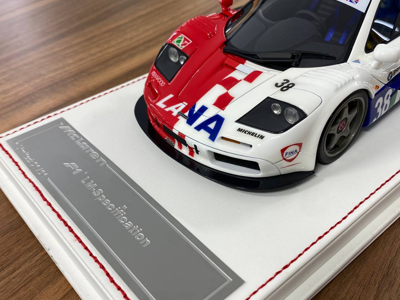 1:18 Resin Davis & Giovanni McLaren F1 GTR Fina/Lark Livery Ltd 1