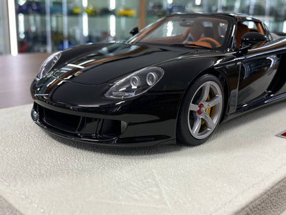1:18 Resin Model  – Make Up Porsche Carrera GT (2004) Black Limited 60 pcs
