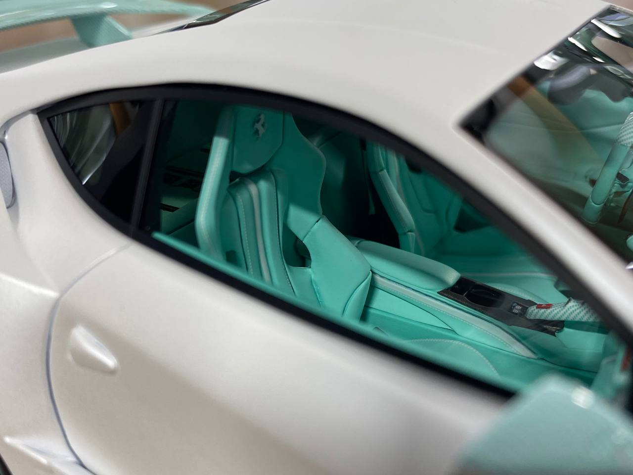 1:18 Resin Model – Davis & Giovanni Ferrari 812 N-Largo Novitec Matt Pearl White / Tiffany Limited 1 of 1