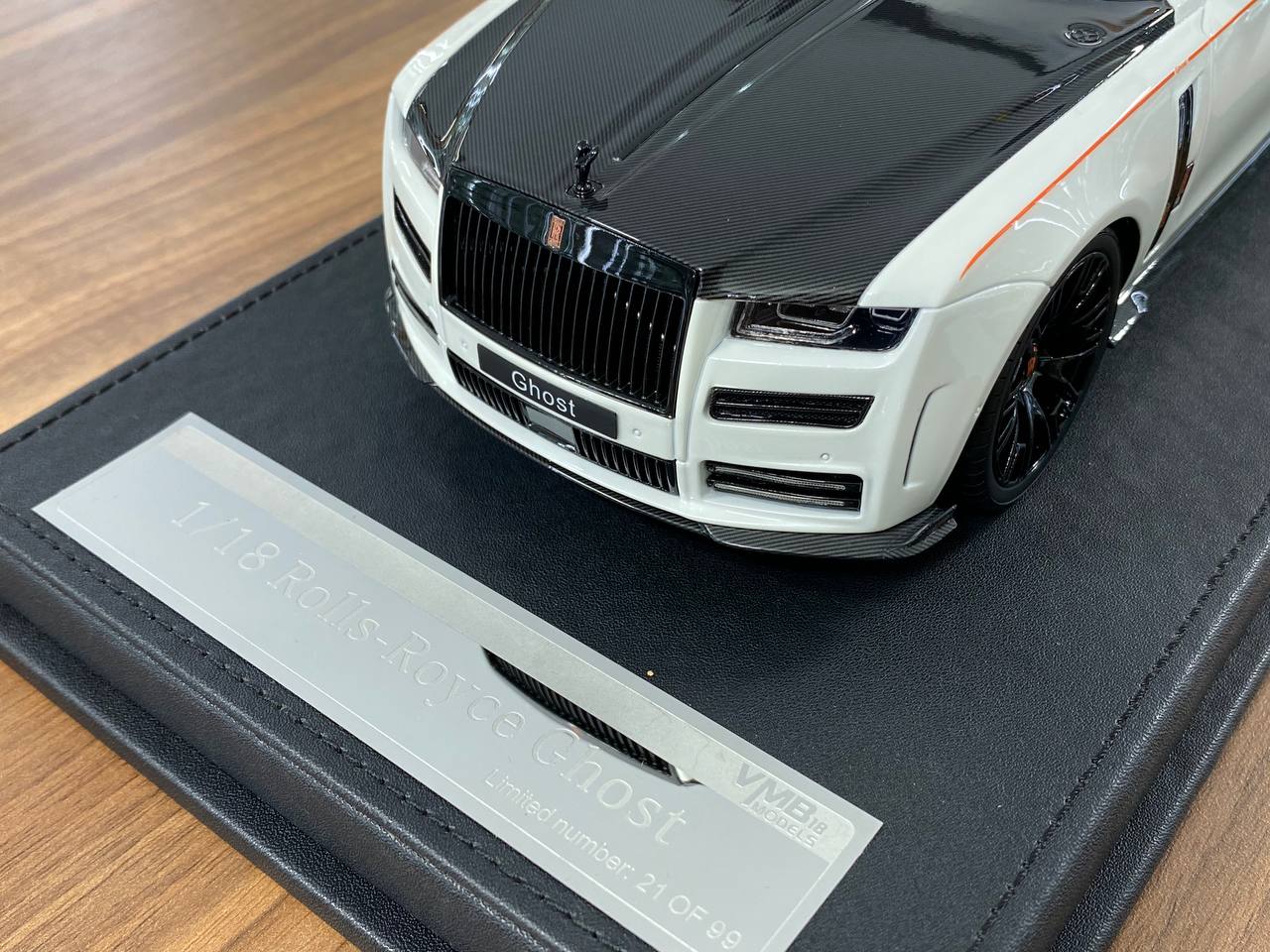 1/18 Resin  – VMB Model  Rolls Royce Ghost White/ Carbon Fiber hood Limited- 99 pcs