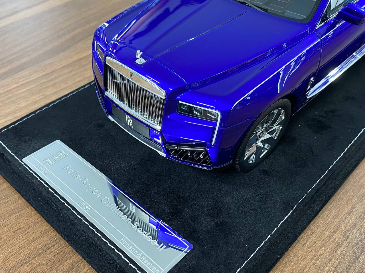 1/18 Resin H&H Rolls Royce Cullinan Series II Salamanca Blue Ltd.Edn.30 pcs