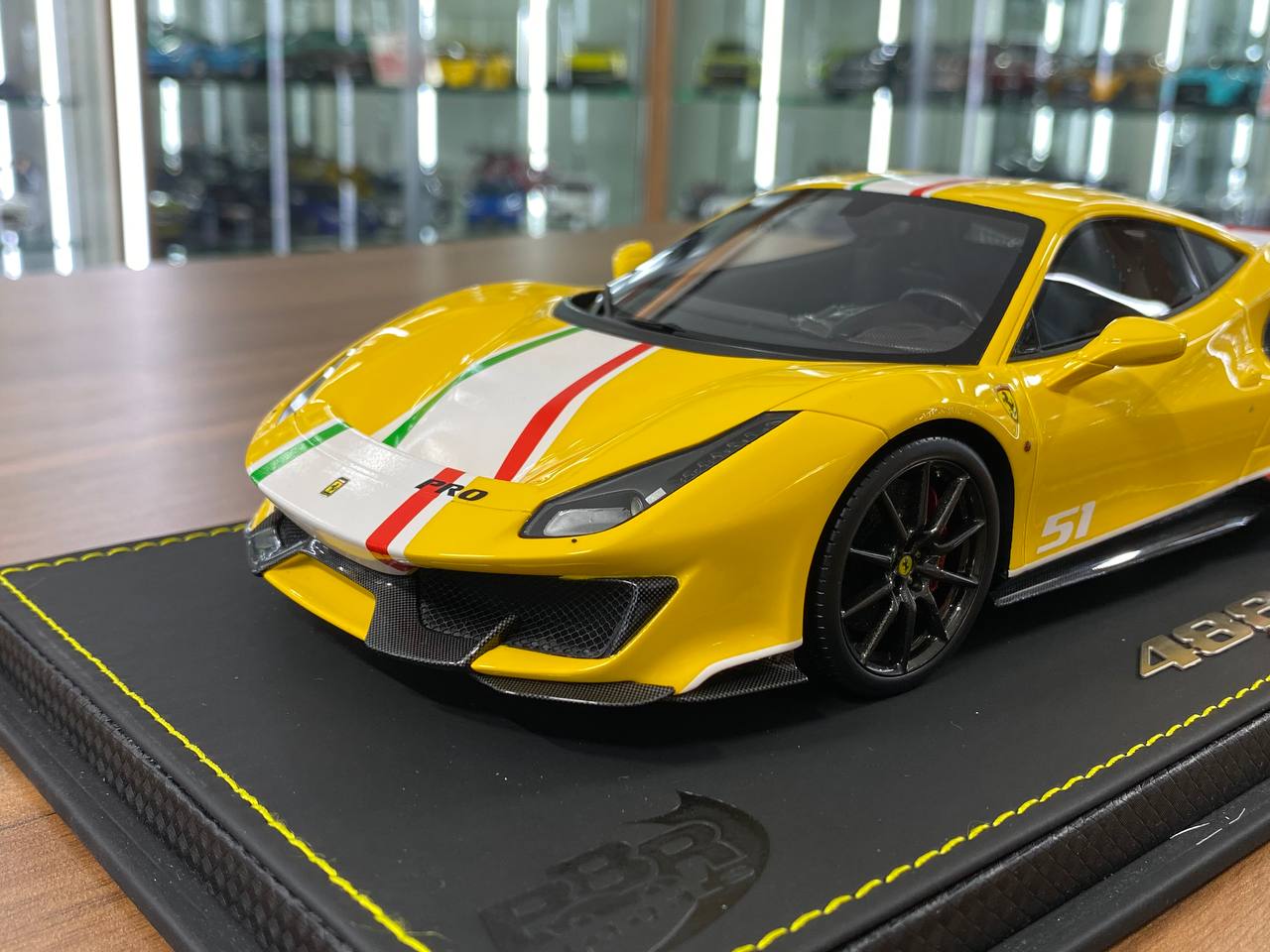 1/18 Resin – BBR Models Ferrari 488 Pista Yellow with Italy Flag Livery  Limited Edition: 168 pcs