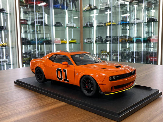1/18 Diecast Solido Dodge Challenger R/T SCAT PACK WIDE BODY Hazzard Tribute 2023 Orange