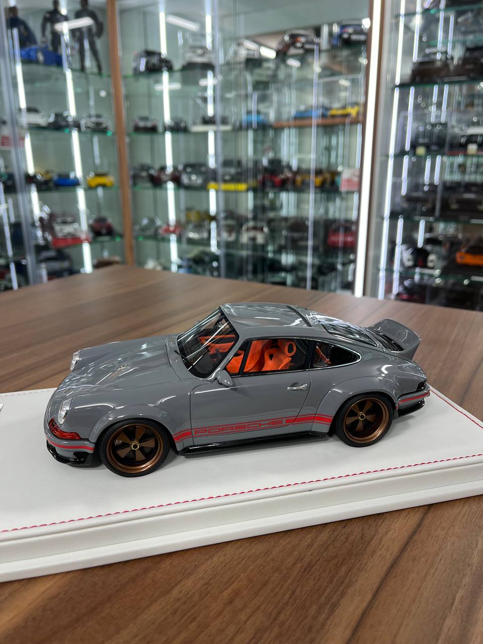 1:18 Ivy Models Porsche Singer DLS – Grey Exclusive | Limited to 10 pcs