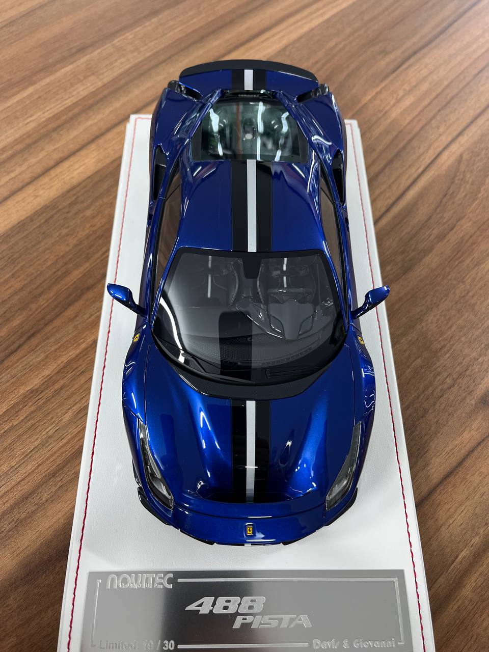 1/18 Resin Ferrari 488 Pista Metallic Blue with Black & White Stripe – Davis & Giovanni | Limited to 30 pcs