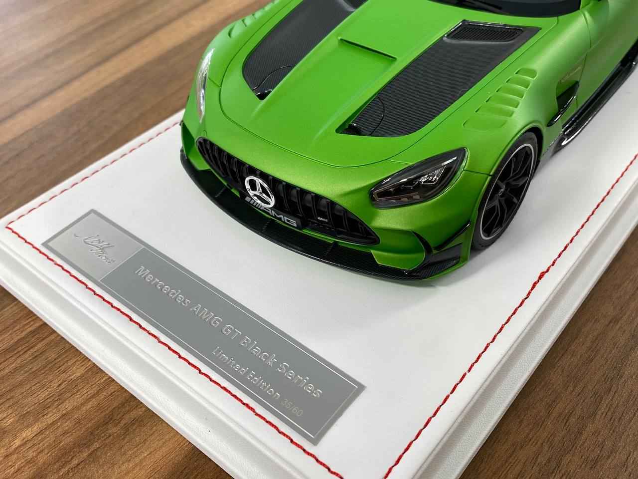 1/18 Resin IVY Models Mercedes-Benz AMG GT Black Series|  Green Light Mango