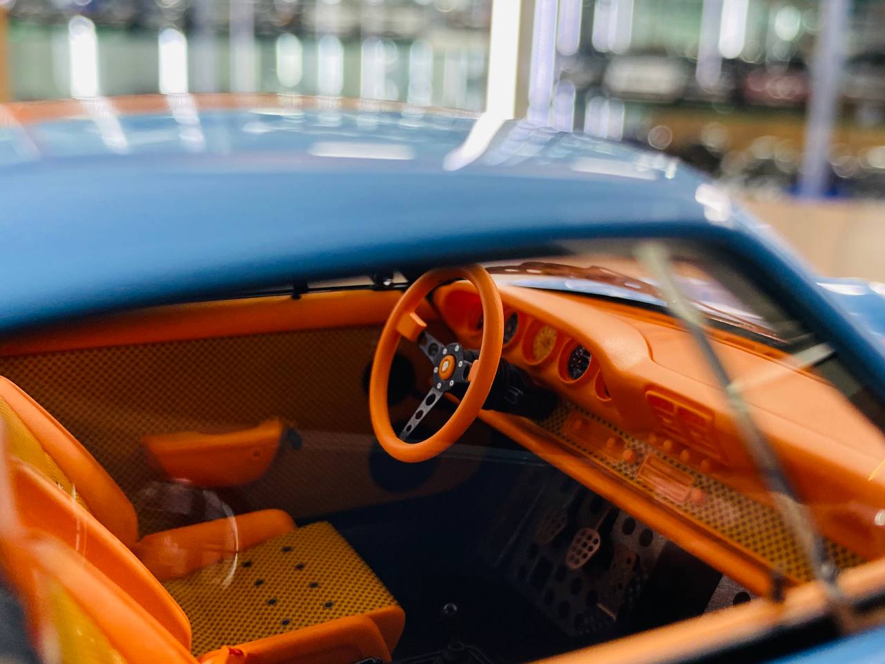 Ivy Model Porsche 911 Singer – 1/18 Resin Model, Gulf Blue, Limited 57