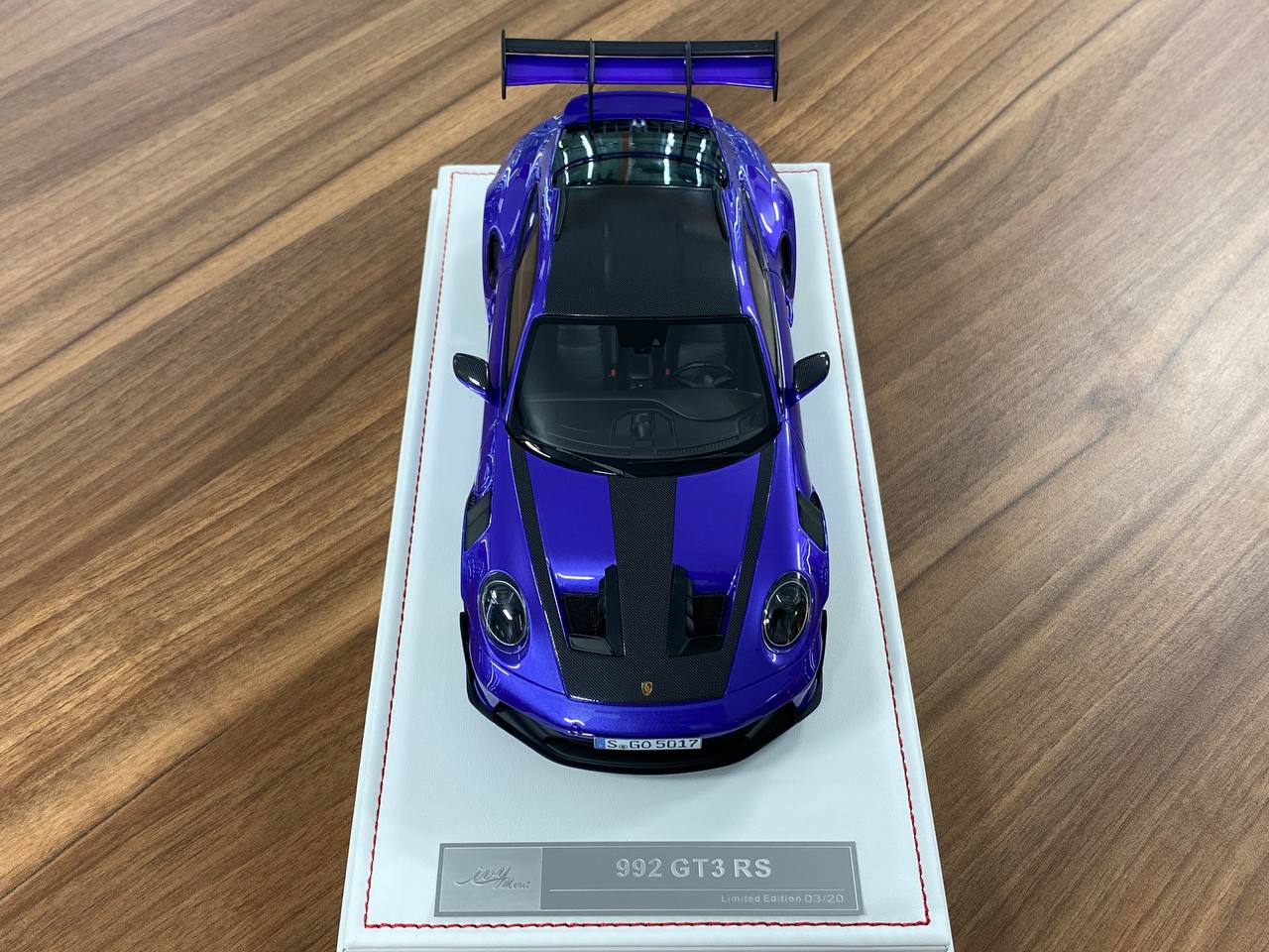 Ivy Model 1/18 Porsche 911 992 GT3 RS Weissach – Ultraviolet, Limited to 20 pcs
