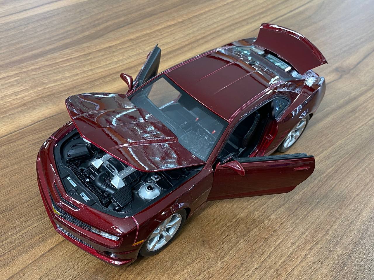 1/18 Diecast Maisto Chevrolet Camaro SS RS 2010 Maroon