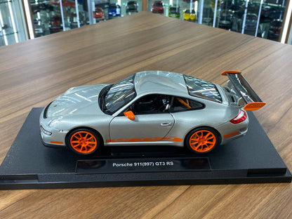 1/18 Welly Metal Diecast - Porsche 911(997) GT3 RS in Silver / Orange rim