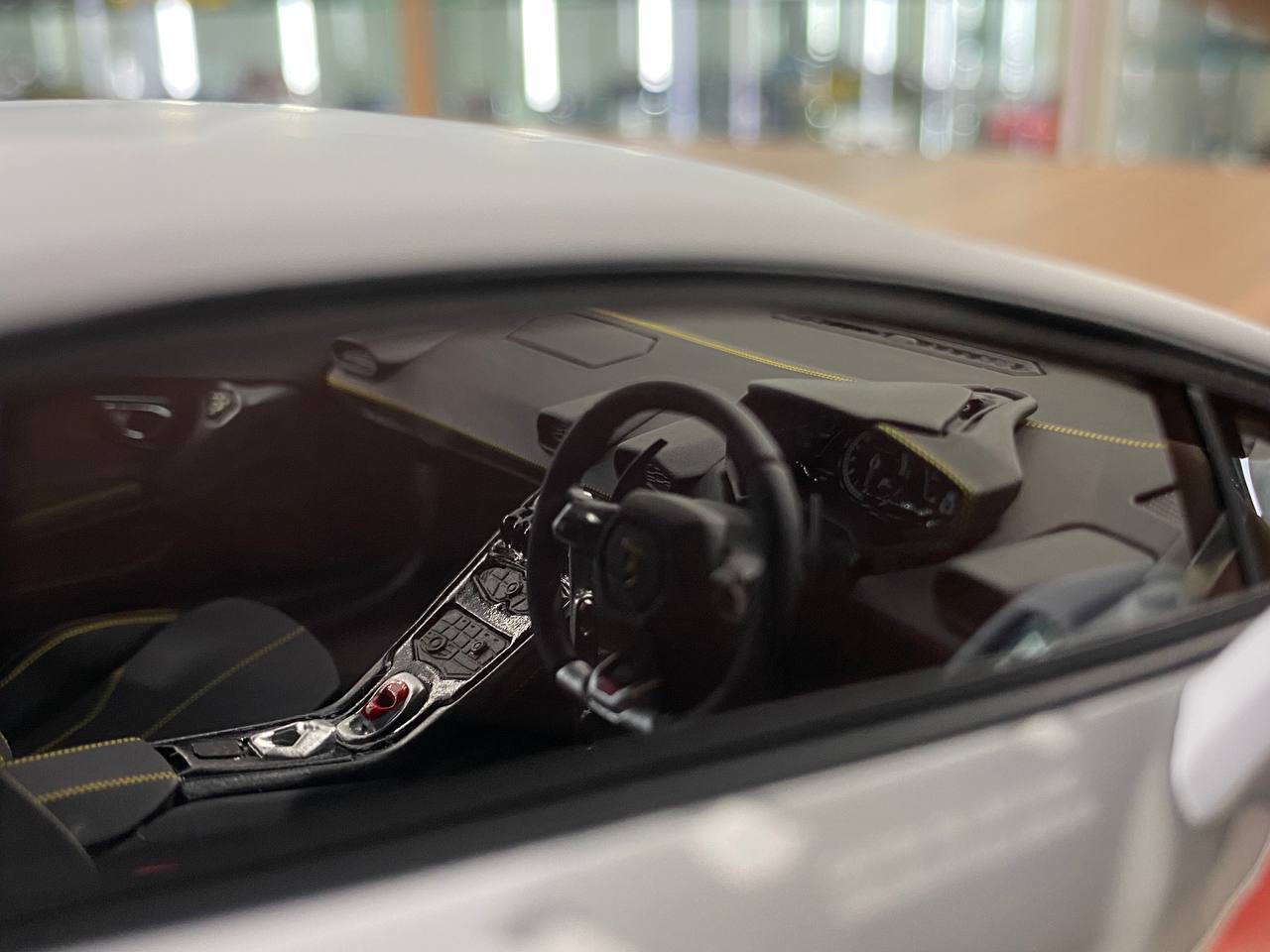 1:18 Resin Model – Davis & Giovanni Lamborghini Huracán Red Bull (Goodwood 2019) – Limited 20 pcs