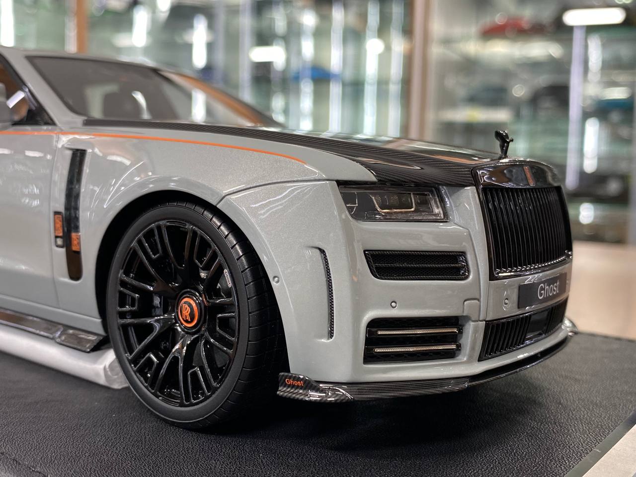1/18 Resin Model – VMB Model Rolls Royce Ghost