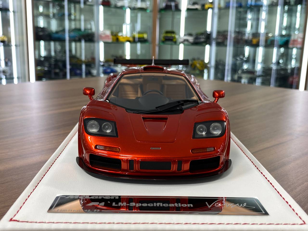 1/18 Resin Model – Versus McLaren F1 LM-Specification Orange (Limited to 85 pcs)