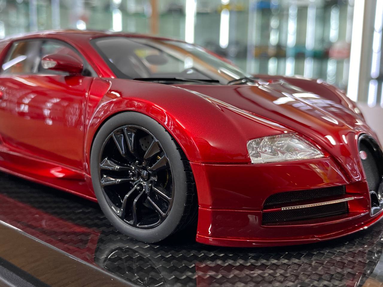 1/18 Resin Model – Bugatti Veyron | Ultra Unique | Red | Limited 20 pcs