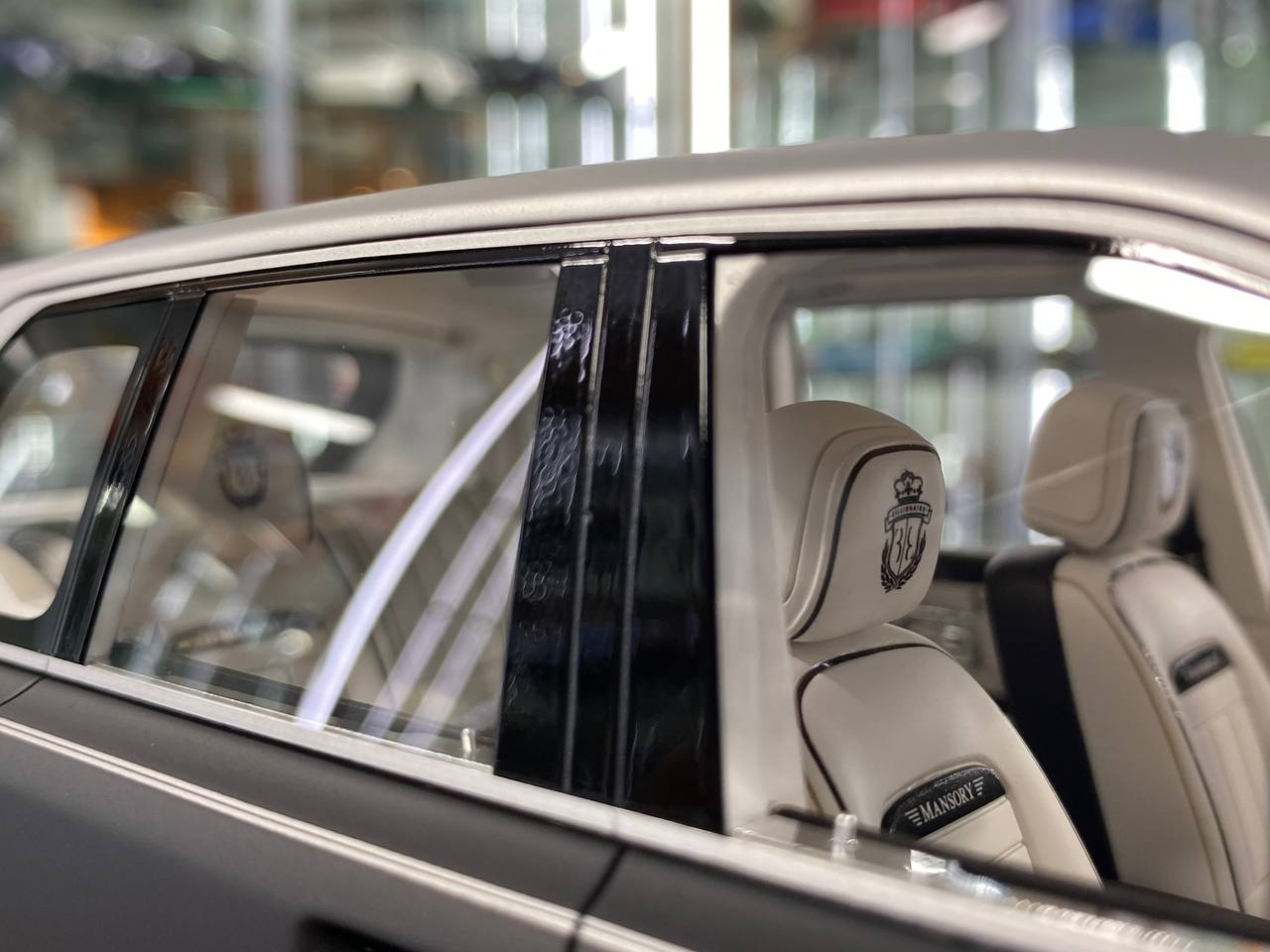 1/18 Resin Model – Rolls Royce Cullinan Mansory | VMB Models | Matt Black/Silver | Limited 30 pcs